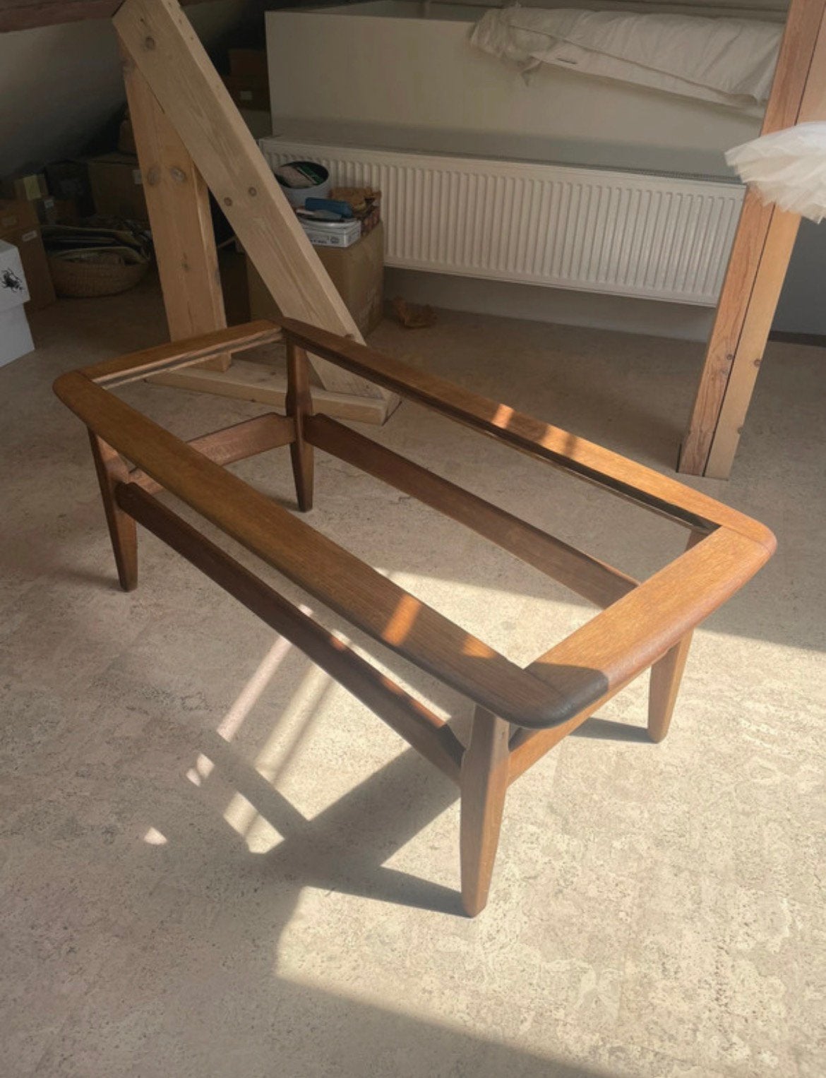Table basse danoise années 60 sans plateau, Antiquités & Art, Enlèvement