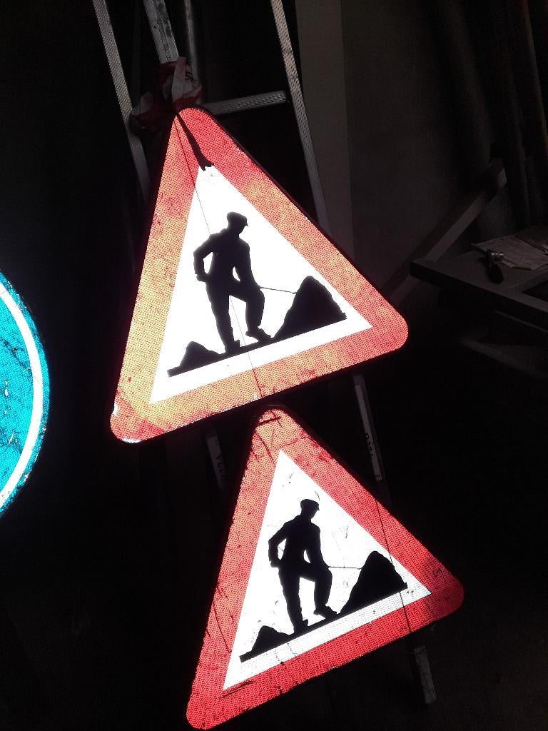 Diverse verkeersborden te koop, Doe-het-zelf en Bouw, Overige Doe-Het-Zelf en Bouw, Ophalen