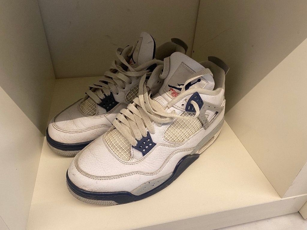 originele Air Jordan 4 Midnight Navy maat 42  originele doos, Enlèvement ou Envoi, Comme neuf, Blanc, Nike air Jordan