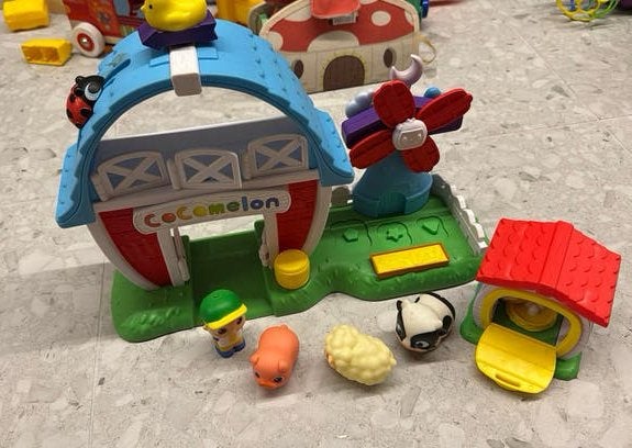 Coco melon boerderij, Kinderen en Baby's, Ophalen, Gebruikt