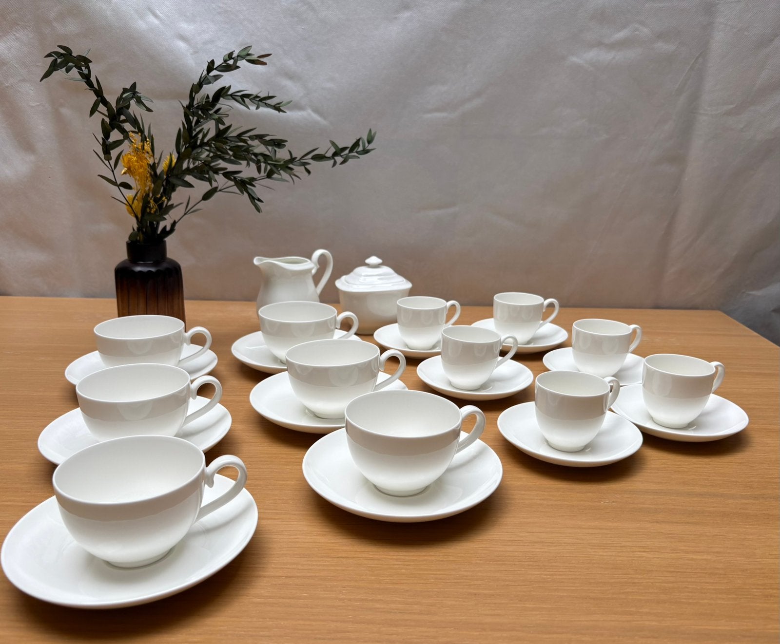 Merk Villeroy & Boch servies 26 stuks., Antiek en Kunst, Ophalen