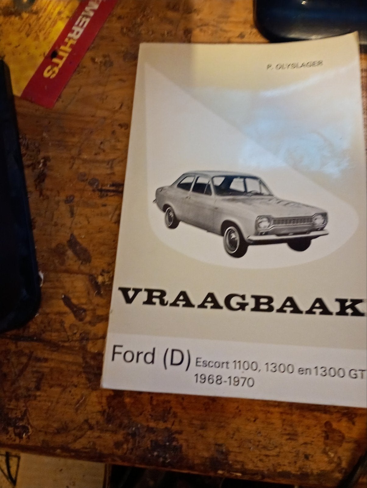 Source en néerlandais : Ford Escort mk1, Enlèvement ou Envoi