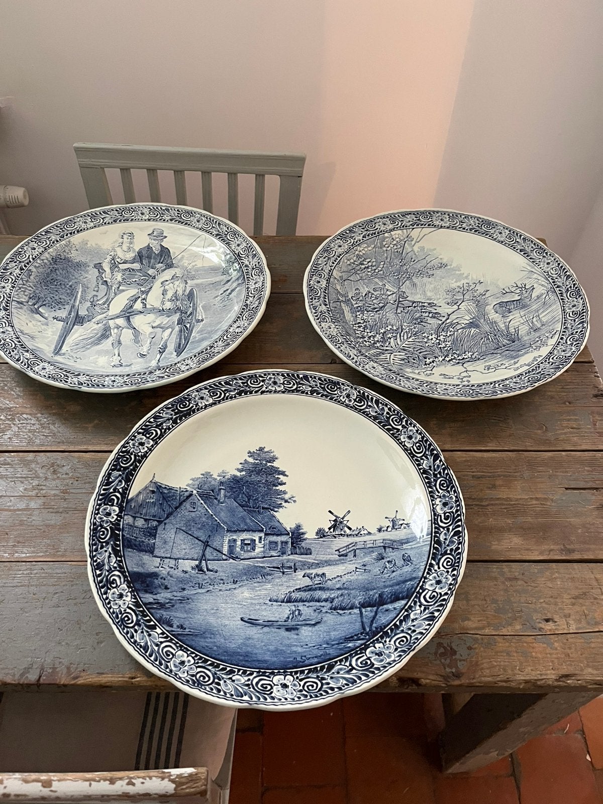 DELFT BLAUW XL BORDEN WANDBORDEN 3 STUKS ZGSTAAT, Antiek en Kunst, Ophalen of Verzenden