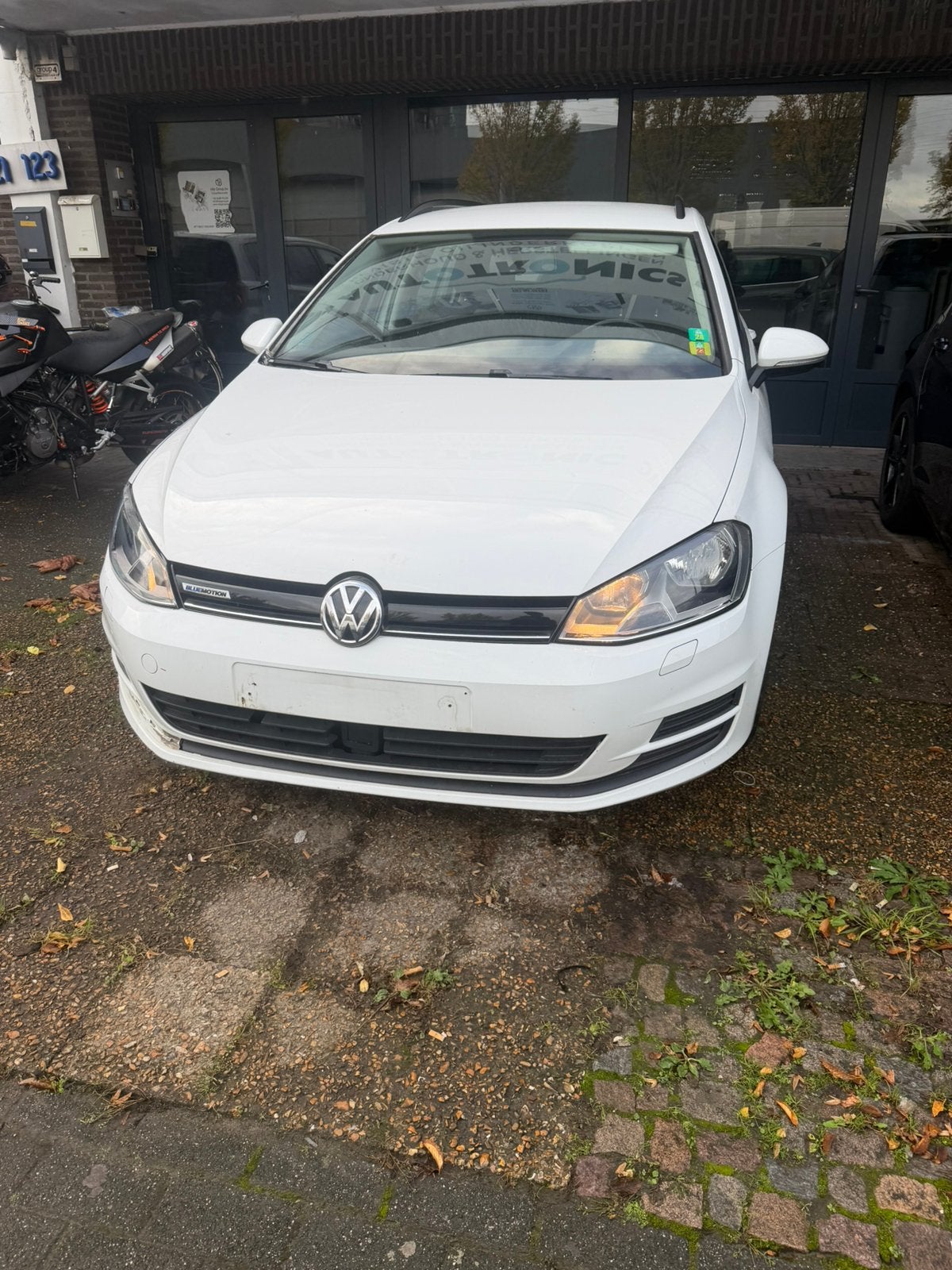Volkswagen Golf 1.4 benzine/cng, Autos, Achat, Volant multifonction, Boîte manuelle, Noir