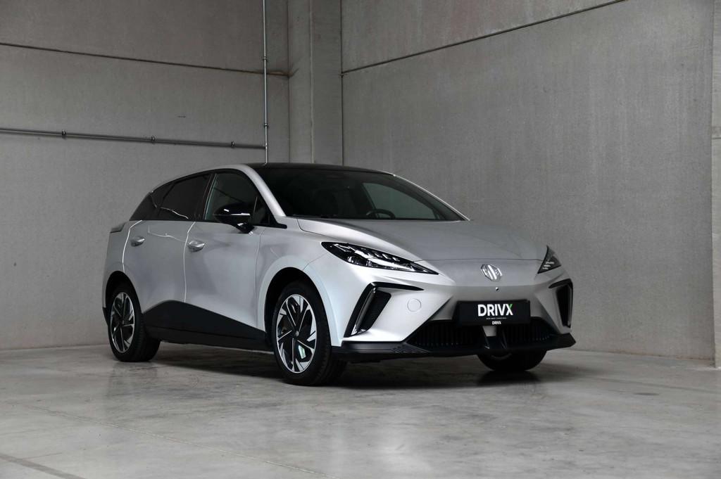 MG MG4 MG4 I 64 kWh I Luxury l DAB l Carplay l 360° l, Auto's, Gebruikt, Zwart, Adaptive Cruise Control, 1760 kg