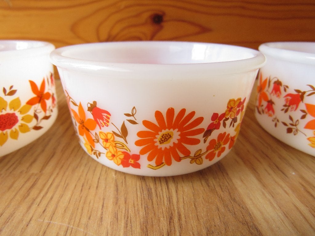 vintage arcopal 3 ramequins motifs fleurs oranges Flore, Maison & Meubles, Cuisine | Vaisselle, Enlèvement ou Envoi, Vintage, Comme neuf
