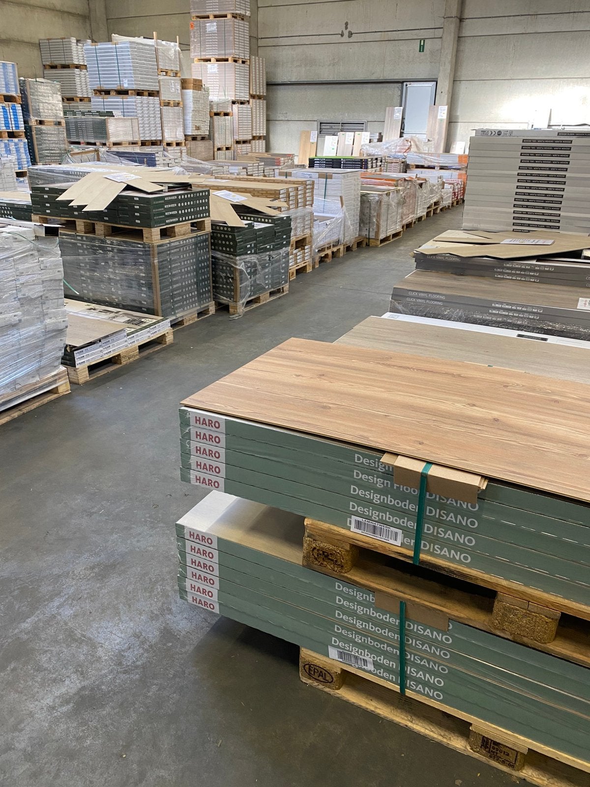 Laminaat en pvc stockverkoop, Ophalen, Zo goed als nieuw, Laminaat