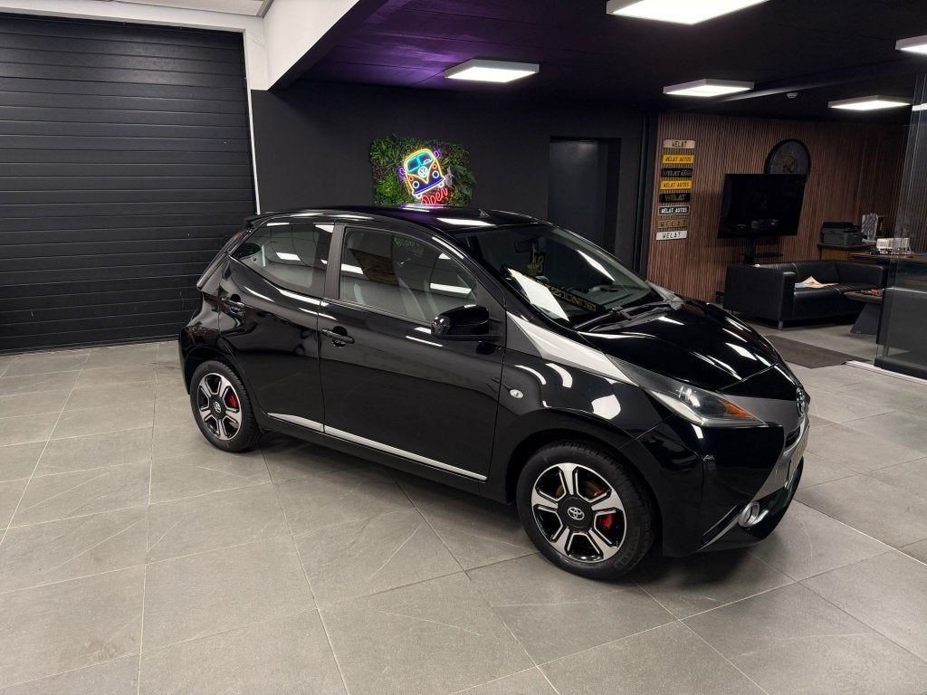 TOYOTA AYGO SPECIALE UITVOERING 2015 BENZINE/TOPSTAAT, Autos, Toyota, Bluetooth, Euro 5, Achat, Entreprise