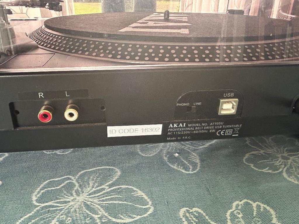 Platenspeler AKAI ATT05U, Enlèvement, Utilisé, Platine, Technics