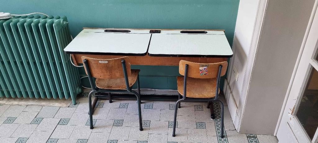 Vintage lessenaar + stoeltjes, Ophalen, Gebruikt