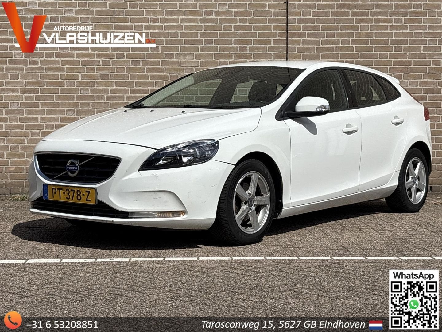 Volvo V40 1.6 D2 Momentum | Climate | Cruise | Navi | PDC |, Auto's, 88 g/km, Zwart, Wit, Bedrijf