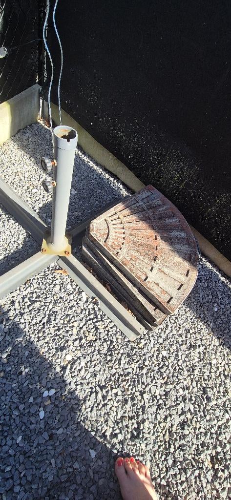 Parasolvoet met 4 stenen, Tuin en Terras, Ophalen, Gebruikt, Parasolvoet
