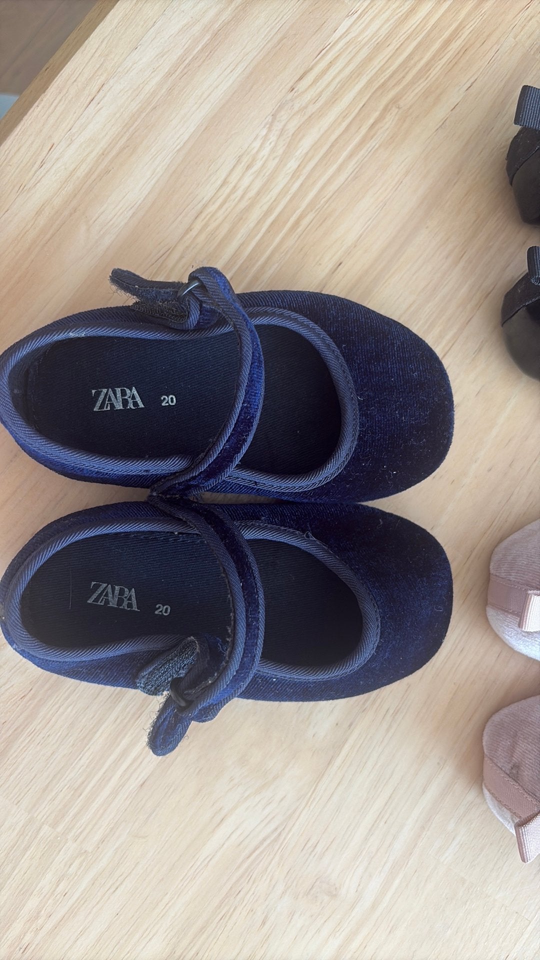 Babyschoentjes, Kinderen en Baby's, Babykleding | Schoentjes en Sokjes, Ophalen of Verzenden, Zo goed als nieuw, Meisje, Schoentjes
