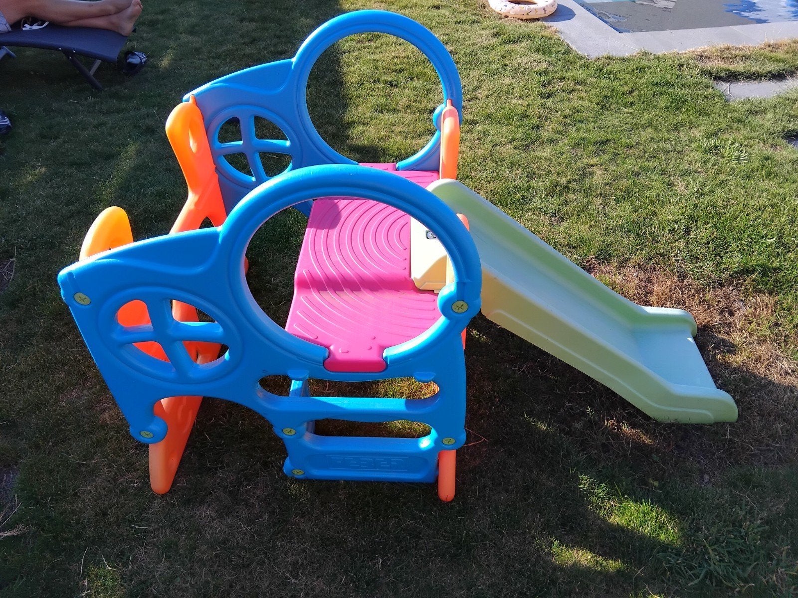 Feber Activity Center – Kleurrijk Speeltoestel met Glijbaan, Kinderen en Baby's, Speelgoed | Buiten | Speeltoestellen, Ophalen