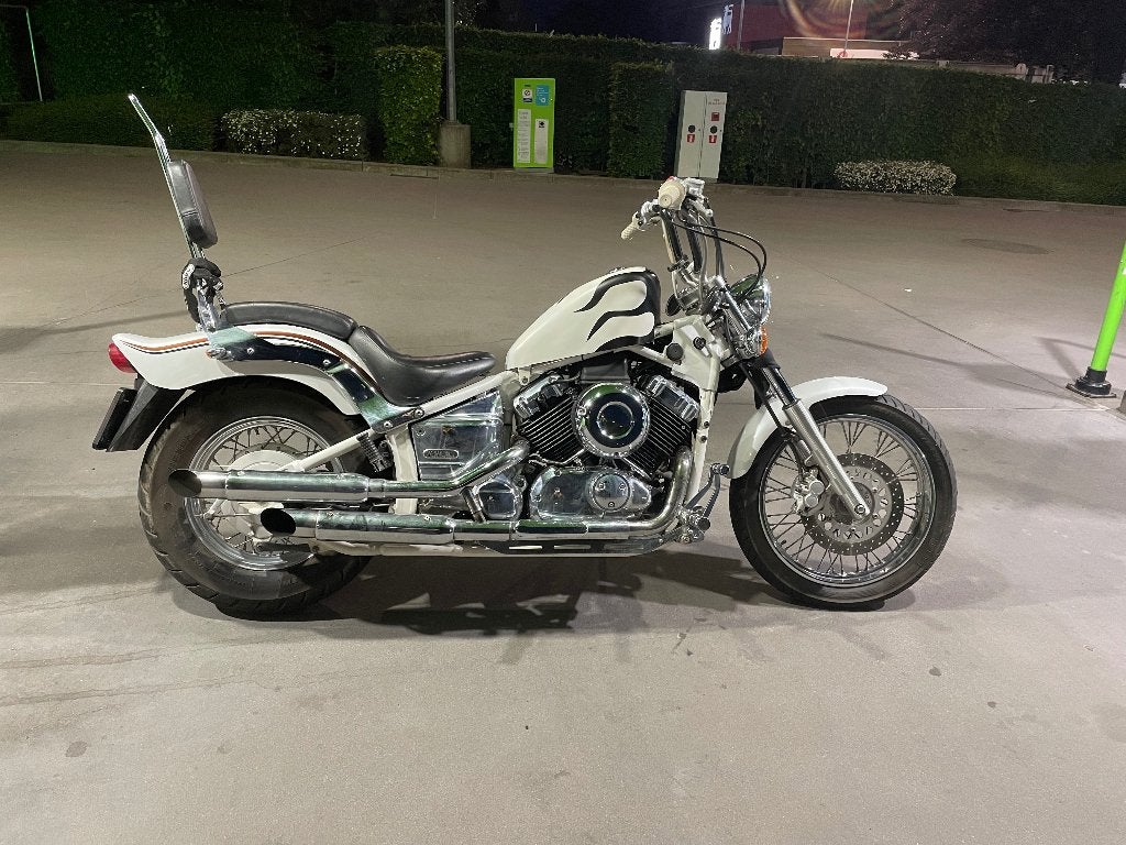 Yamaha xvs 650 dragstar, Motos, Transmission par cardan, Occasion, Chopper, 2 cylindres