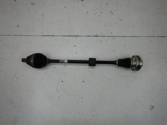 VW Passat B8 Aandrijfas Rechts (3Q0407272AR), Enlèvement ou Envoi, Utilisé