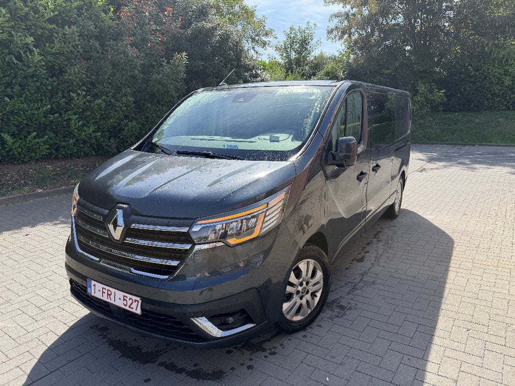 Renault Trafic aménagé–Boîte auto-54.474 km-Panneau solaire, Autres marques, Siège standard, 5 à 6 mètres, Diesel