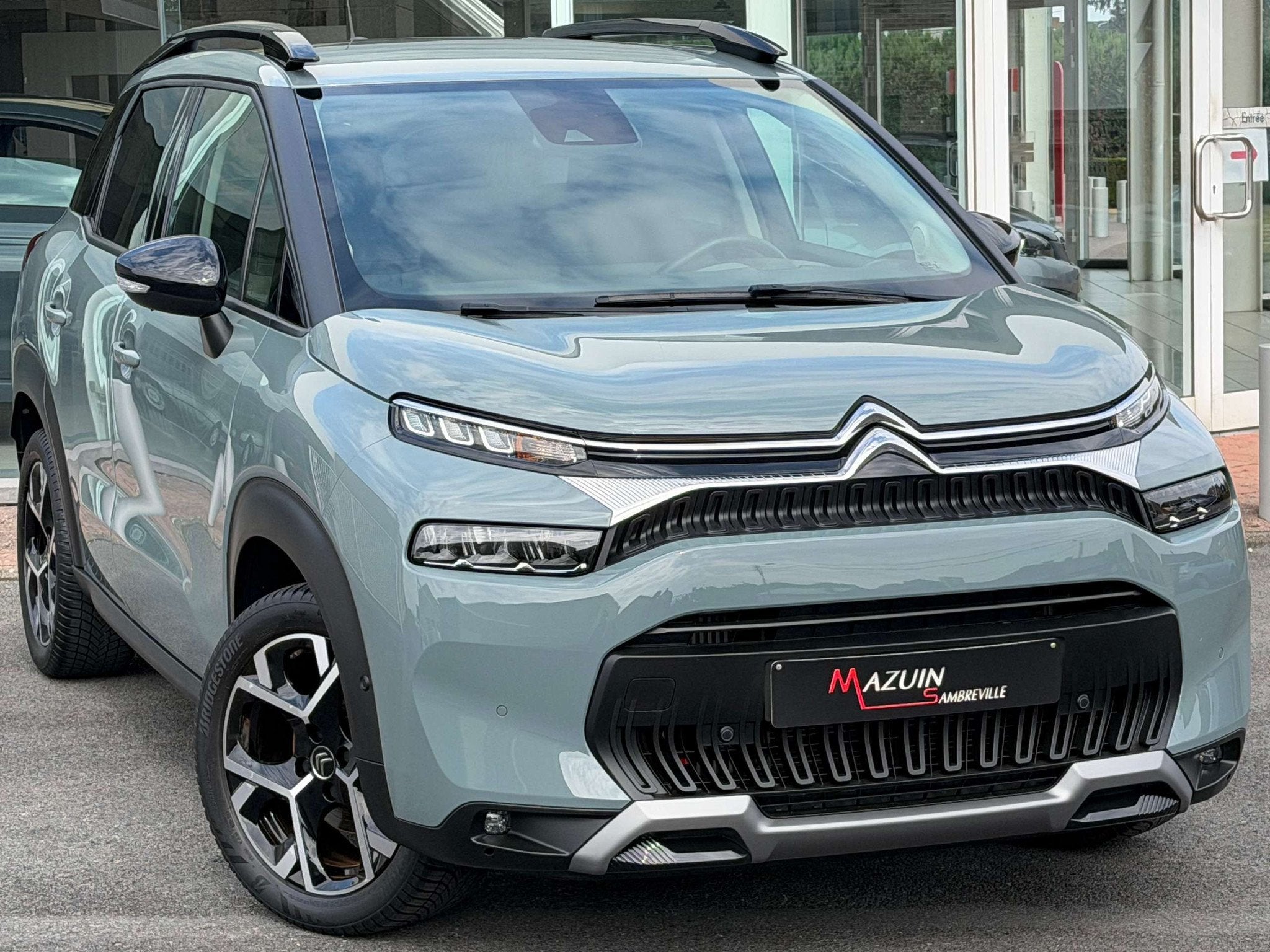 Citroën C3 Aircross 1.2i 110 Cv * Shine * Cuir * Caméra *, Autos, Argent ou Gris, Achat, Euro 6, Entreprise