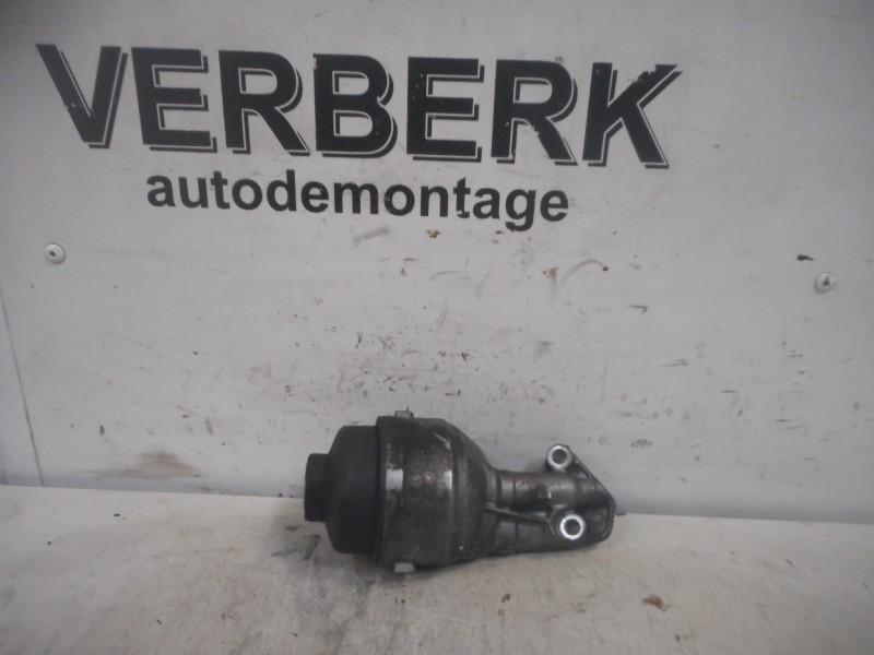 BOITIER FILTRE HUILE Polo IV (9N1 / 2/3) (03d-115-403-d), Utilisé, Volkswagen