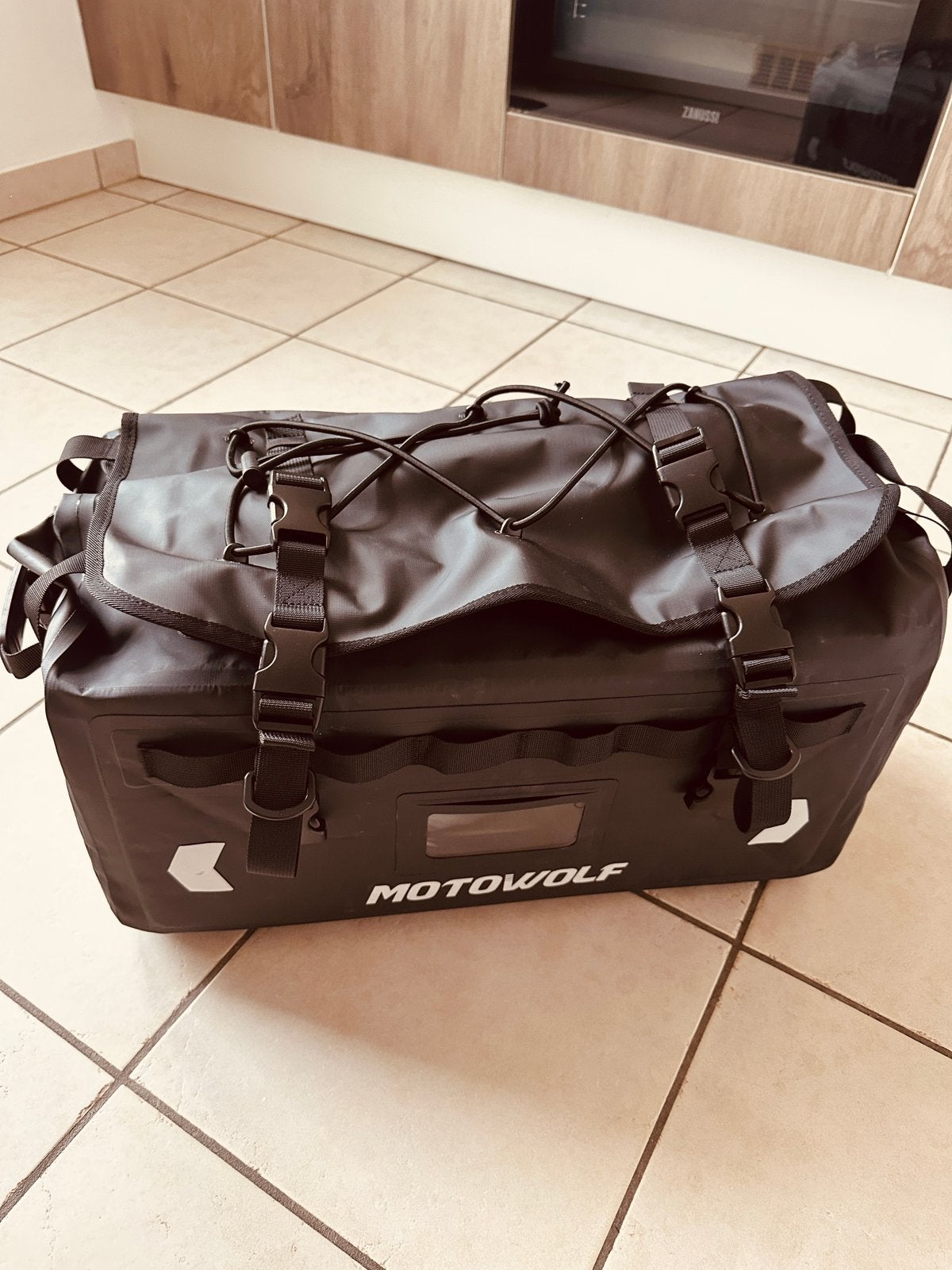 Motor roltas waterdicht  37 liter motowolf, Motoren, Accessoires | Koffers en Tassen, Ophalen, Zo goed als nieuw