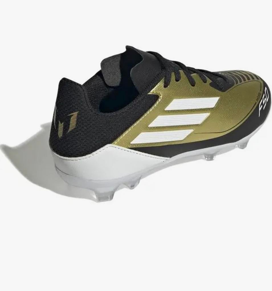 Adidas Messi F50, Sport en Fitness, Voetbal, Ophalen, Zo goed als nieuw, Schoenen