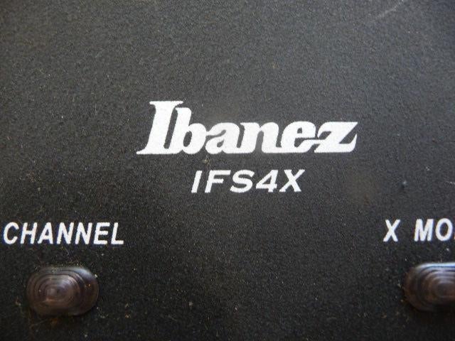 PEDALE IBANEZ IFS4X, Musique & Instruments, Amplis | Basse & Guitare, Comme neuf, Enlèvement ou Envoi