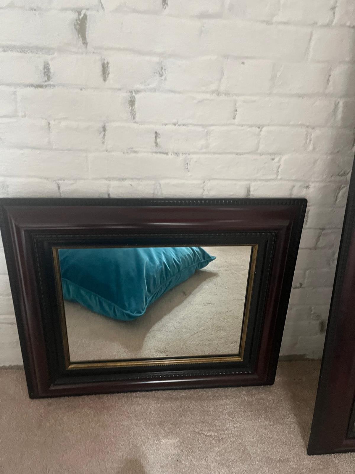 Kleine spiegel met acajou houten kader – 59 x 50 cm, Antiek en Kunst, Ophalen