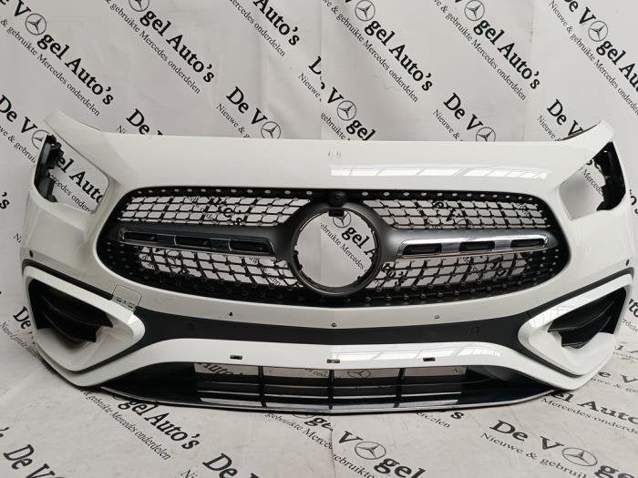 Pare-chocs avant d'un Mercedes GLA (9149), Autos : Pièces & Accessoires, Carrosserie & Tôlerie, Pare-chocs, Mercedes-Benz, Utilisé