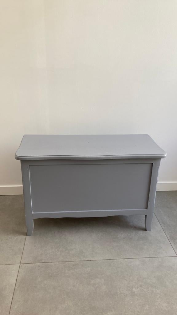 Meuble coffre en bois, peint gris clair, 50 à 100 cm, Enlèvement, Utilisé, Moins de 50 cm