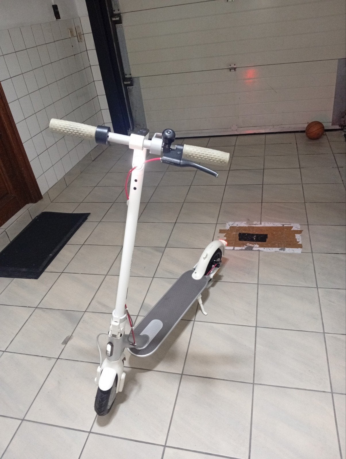 Trottinette électrique Xiaomi - Blanche - Excellent éta, Vélos & Vélomoteurs, Enlèvement