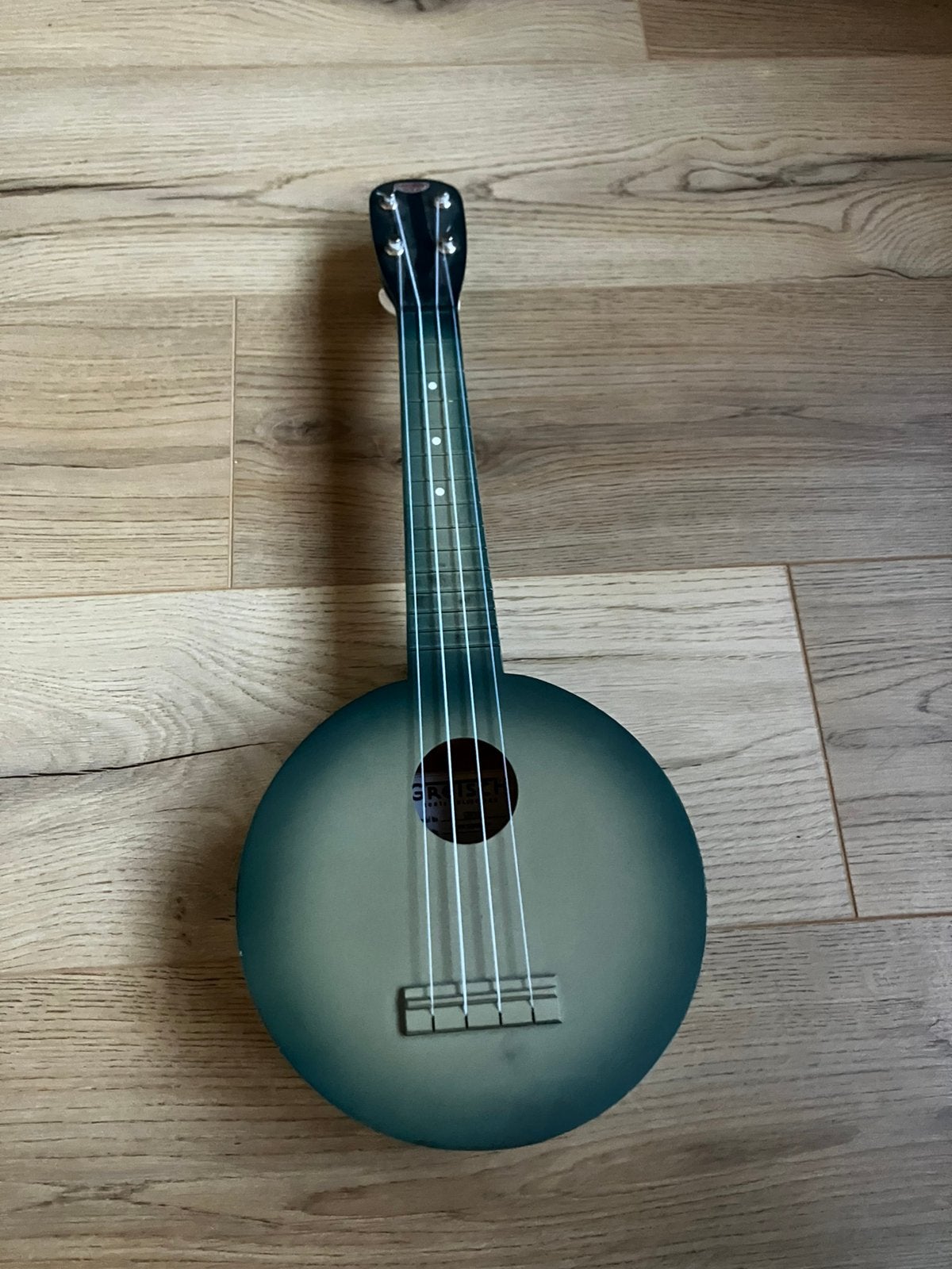 Ukulélé Gretsch G9101 Camp Uke —Collection Roots avec housse, Musique & Instruments, Instruments à corde | Guitares | Électriques
