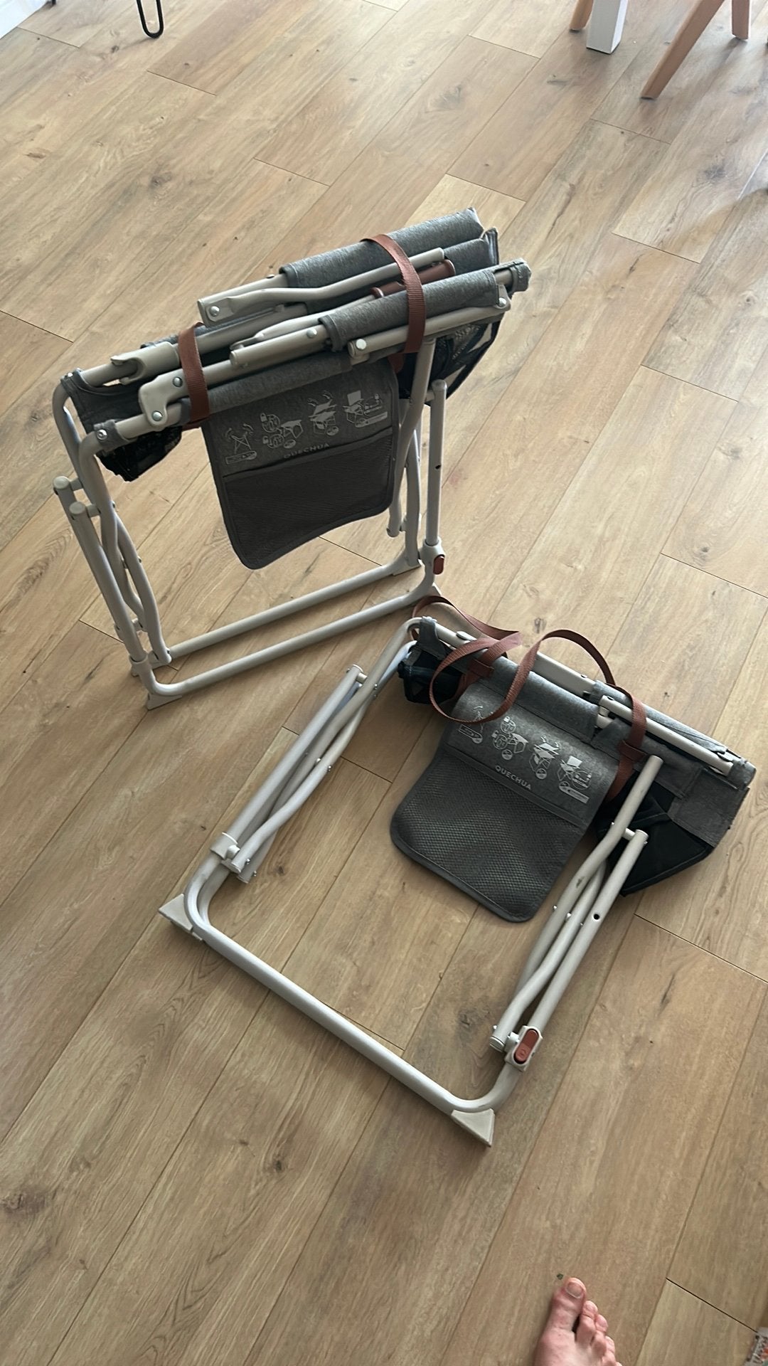 Twee kampeerstoelen decathlon quechua, Ophalen, Zo goed als nieuw