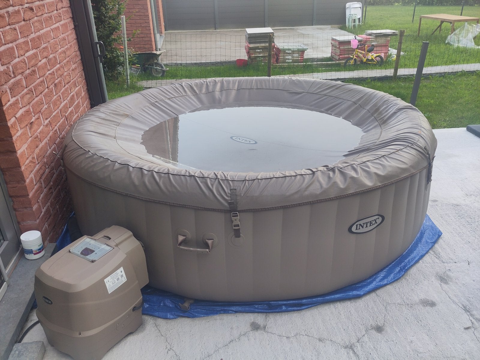 Jacuzzi, Tuin en Terras, Bubbelbaden en Hottubs, Ophalen, Gebruikt, Filter, Opblaasbaar