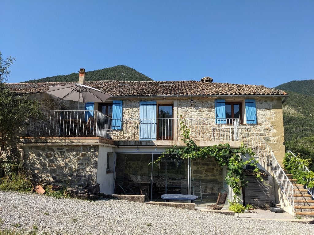 gîtes à louer, Vacances, Maisons de vacances | France, Provence et Côte d'Azur, Autres types, Campagne, Lac ou rivière, Montagnes ou collines