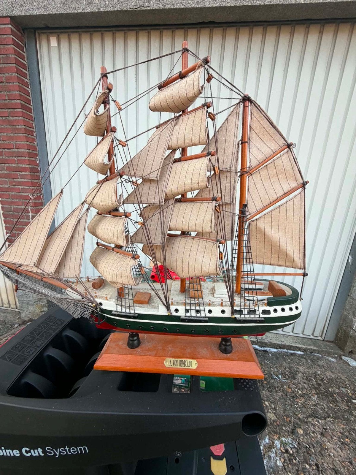 Ancienne maquette bateau
En bon état
Région Colfontaine 7340, Enlèvement ou Envoi