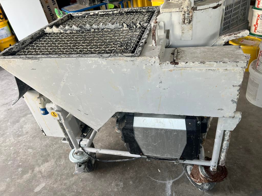 Machine à plâtre, Enlèvement, Utilisé