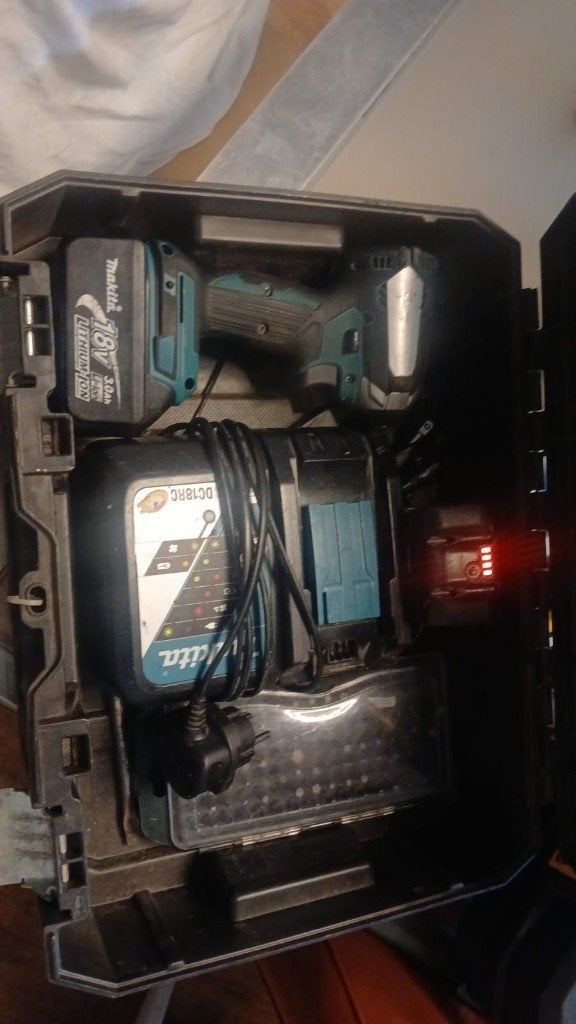 Makita gereedschap, Doe-het-zelf en Bouw, Gereedschap | Boormachines, Ophalen of Verzenden, Gebruikt, Overige typen, Variabele snelheid