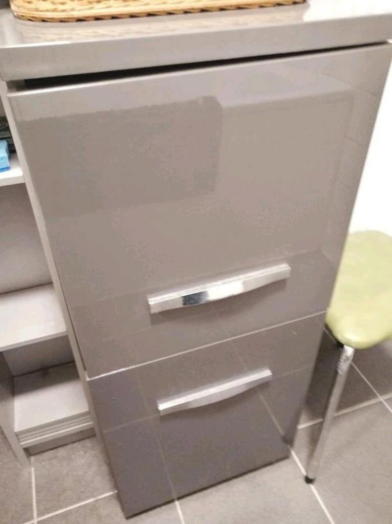 Top ✨️ Ikéa laqué gris 2 portes mural placard poignées chrom, 90 à 105 cm, Enlèvement, Utilisé, Moins de 75 cm