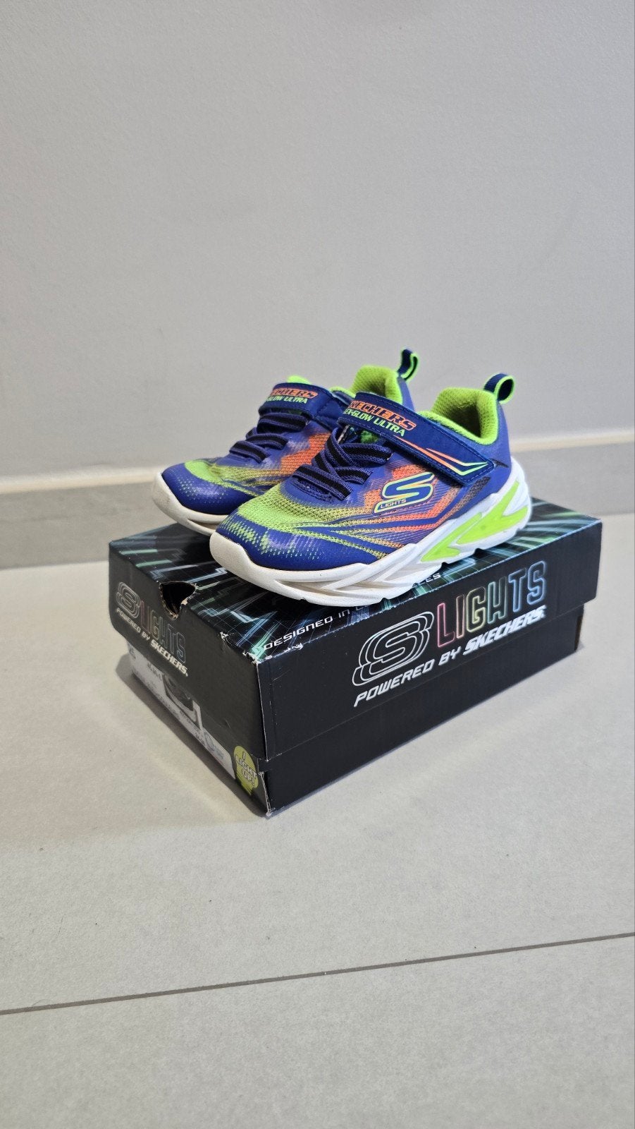 Skechers Lumineuses Très bon état Pointure 25 !