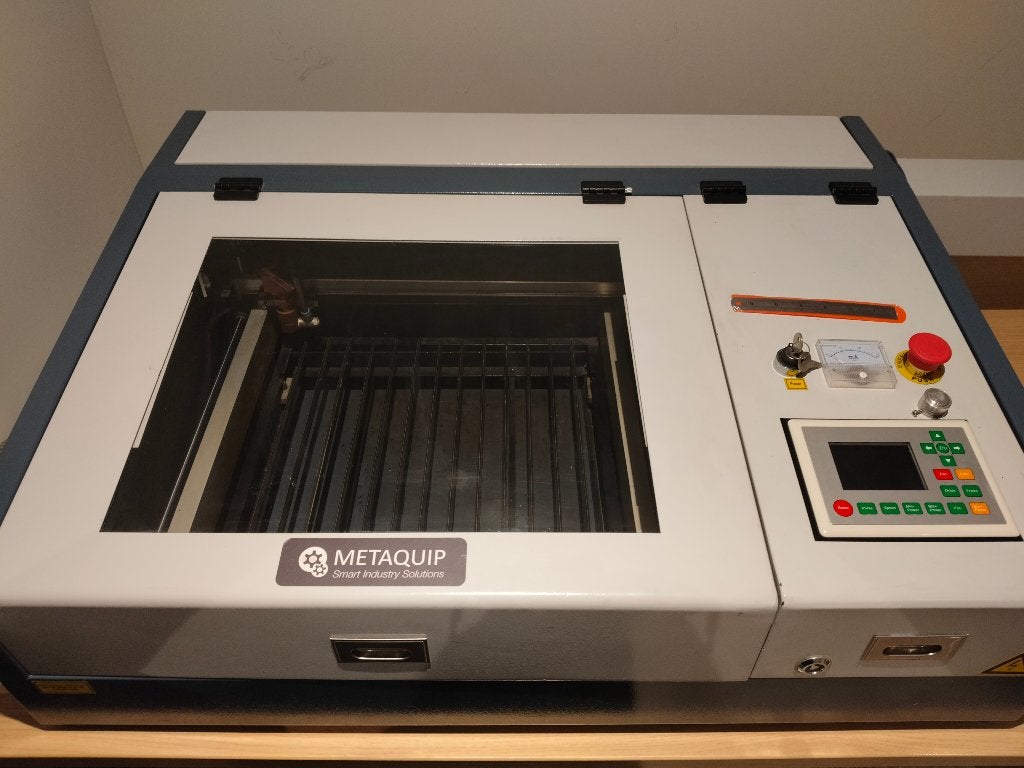 CO2 laser en graveermachine te koop, Ophalen, Gebruikt