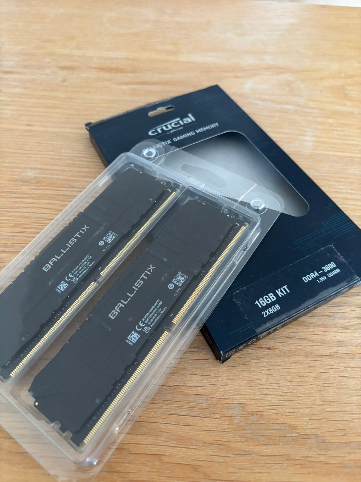 RAM DDR4 Crucial Ballistix 16 Go (2x8 Go) 3600 MHz, DDR4, Enlèvement, Utilisé, Desktop