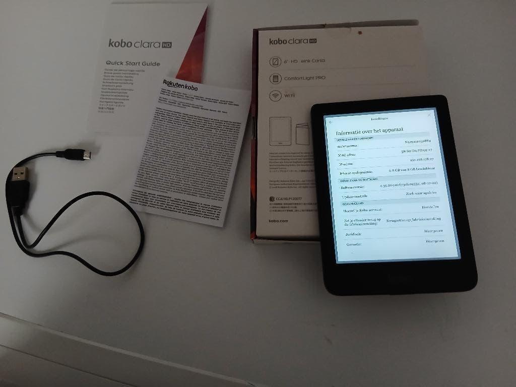 Liseuse Koboclara ; 6 pouces ; 8 Go ; comme neuve ; 5 ans, Enlèvement ou Envoi, 8 GB, Kobo, Comme neuf