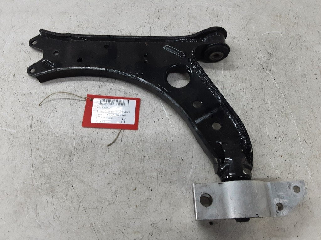 BRAS DE SUSPENSION AVANT GAUCHE (TRIANGLE) Golf V (1K1), Volkswagen, Mevr. I. Hauben, Utilisé, Rue de l'Espoir 34 34
4030  GRIVEGNÉE, BE