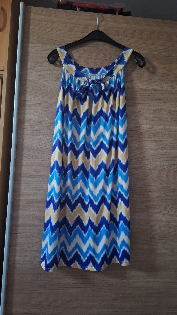 Halterjurkjes 1 maat, Kleding | Dames, Jurken, Ophalen of Verzenden, Zo goed als nieuw, Boven de knie