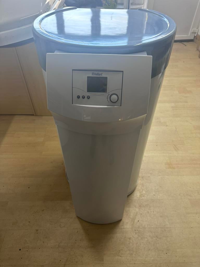 Boiler vaillant, Doe-het-zelf en Bouw, Chauffageketels en Boilers, Zo goed als nieuw, Boiler, 100 liter of meer, Minder dan 3 jaar oud