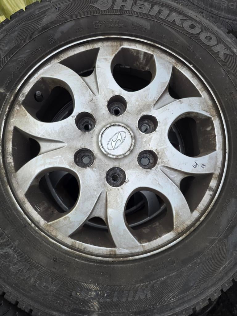 Lot originele hyundai velgen met banden, Auto-onderdelen, Ophalen, Band(en)