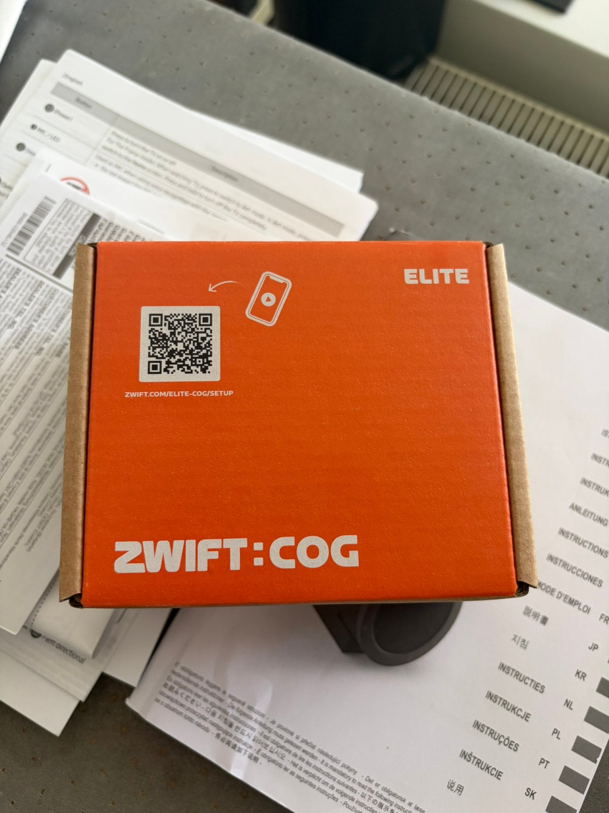 Zwift Cog Elite smart trainer en zwift click, Ophalen of Verzenden, Nieuw