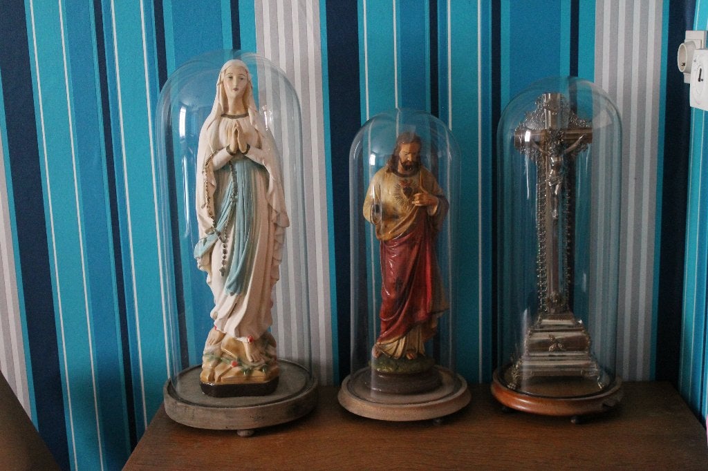 lot 3 statuettes religieuse, Enlèvement