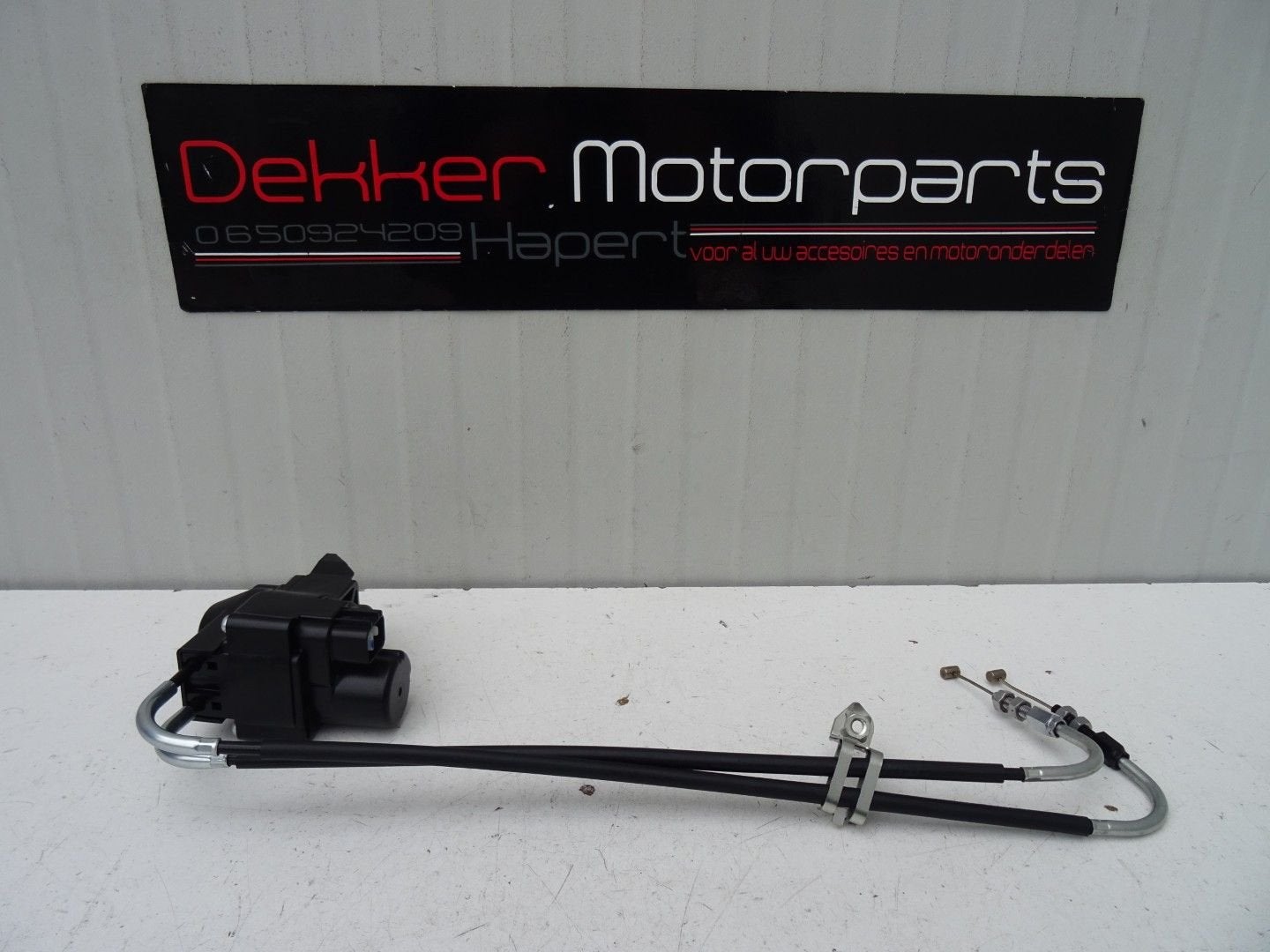 Servomotor + Kabels Yamaha YZF R6 2017-2018-2020-2024 RJ27, -, -, Nieuw, Ophalen of Verzenden