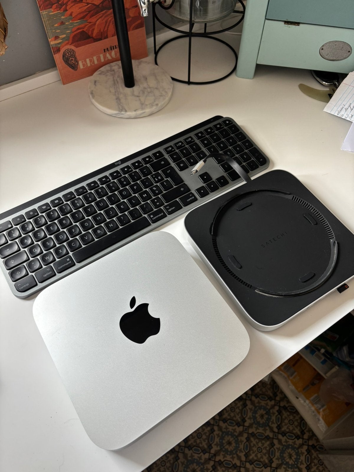 Mac Mini M1 8GB/256GB + station + draadloos toetsenbord, Computers en Software, Apple Desktops, Ophalen of Verzenden, Zo goed als nieuw